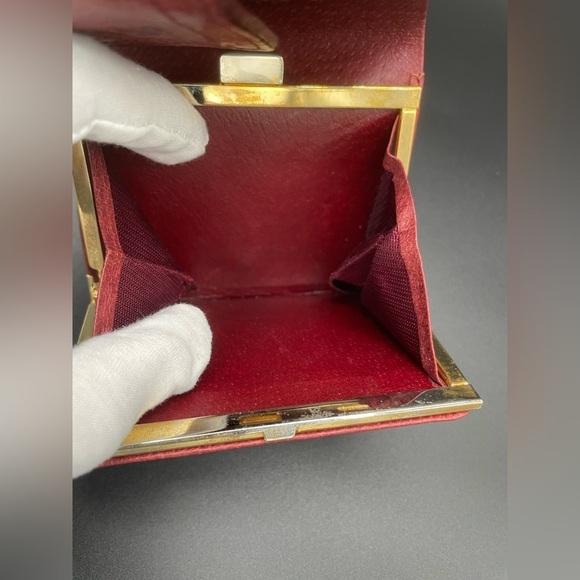 Valentino Garavani Red Kisslock Coin Pouch Snap Closure Wallet - Picture 15 of 17